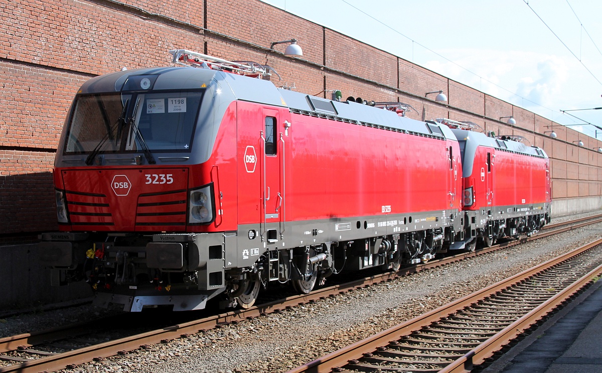 DSB Litra EB 3235 - 91 86 0003 235-6 DK-DSB Padborg 23.08.2021