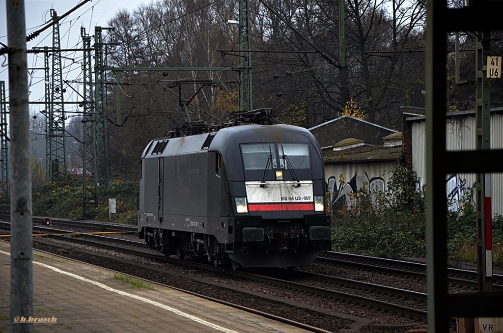  ES 64 U2.007 der MRCE fuhr lz durch hh-harburg,29.11.14