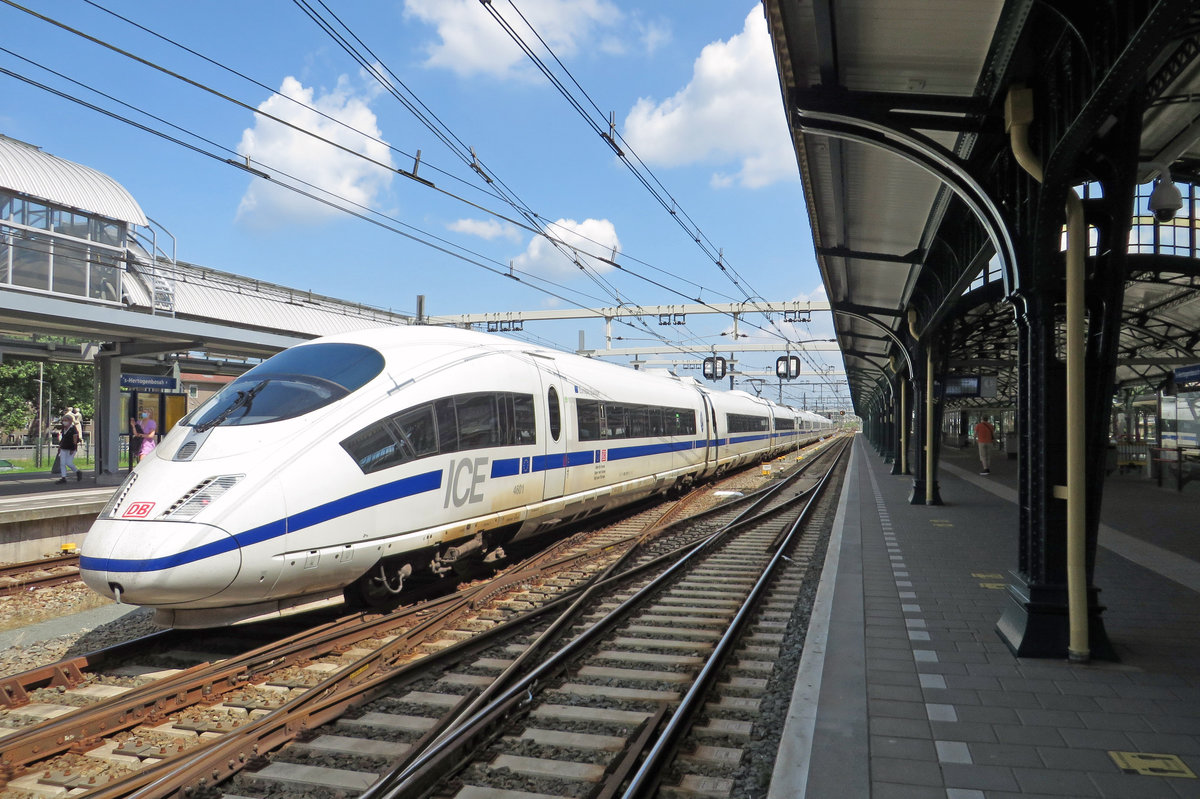 ICE 406 001 'EUROPA' durchfahrt am 18 Juli 2020 's-Hertogenbosch.