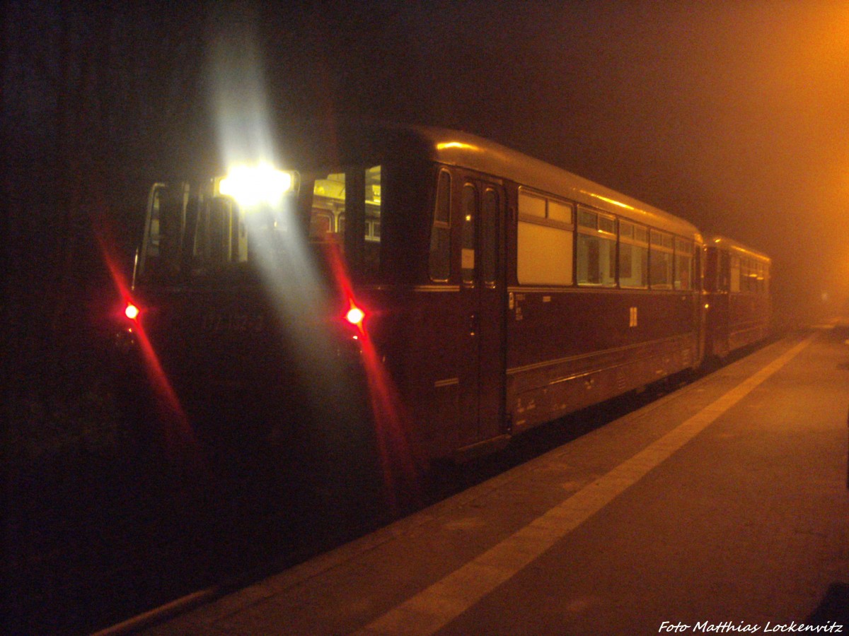Im Dichten Nebel Stehen 172 171 + 172 132 als PRE 81250 mit ziel Bergen auf Rgen im Bahnhof Lauterbach Mole Bereit am 6.3.14