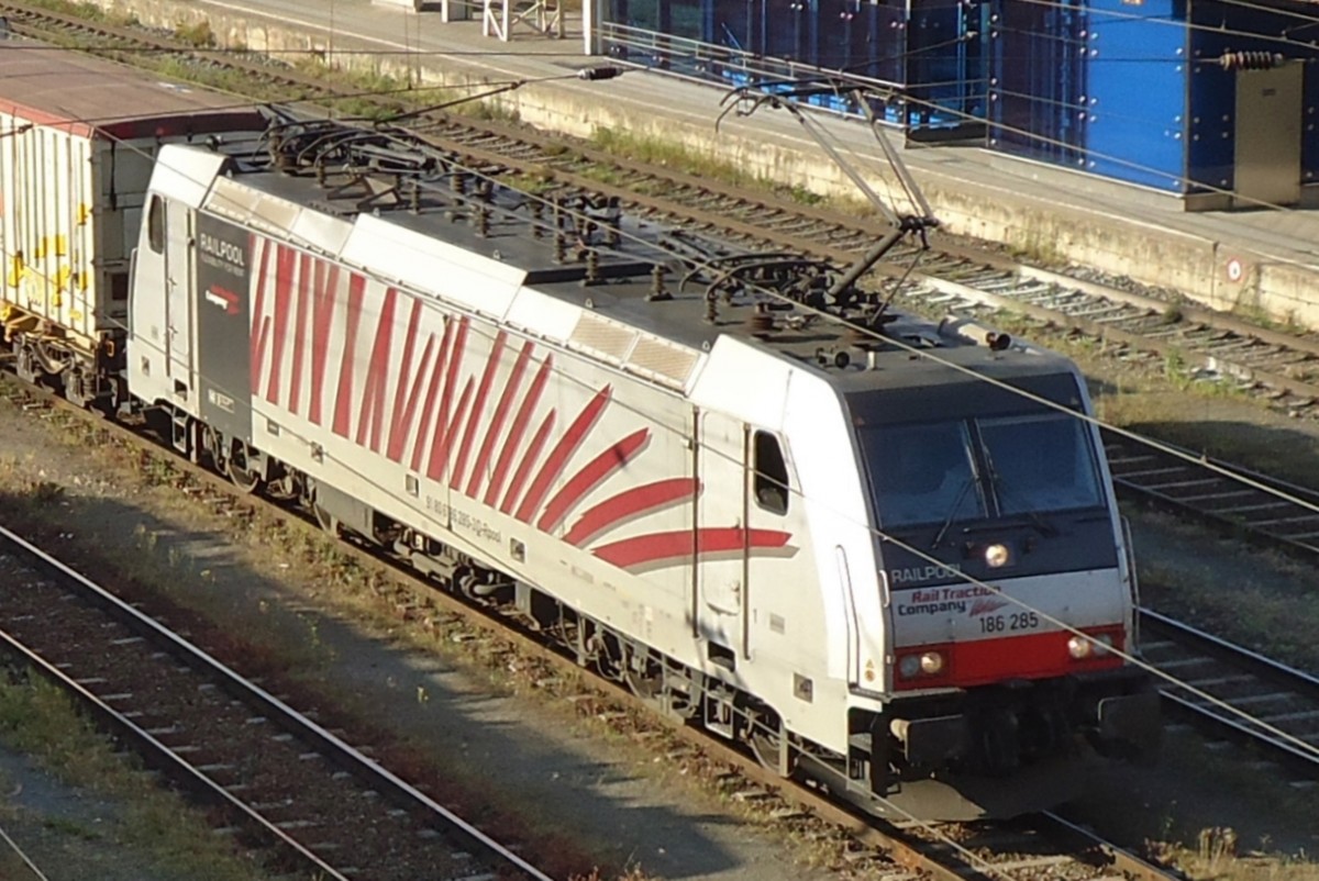 LoMo 186 285 lauft am 4 Juni 2015 in Kufstein ein.
