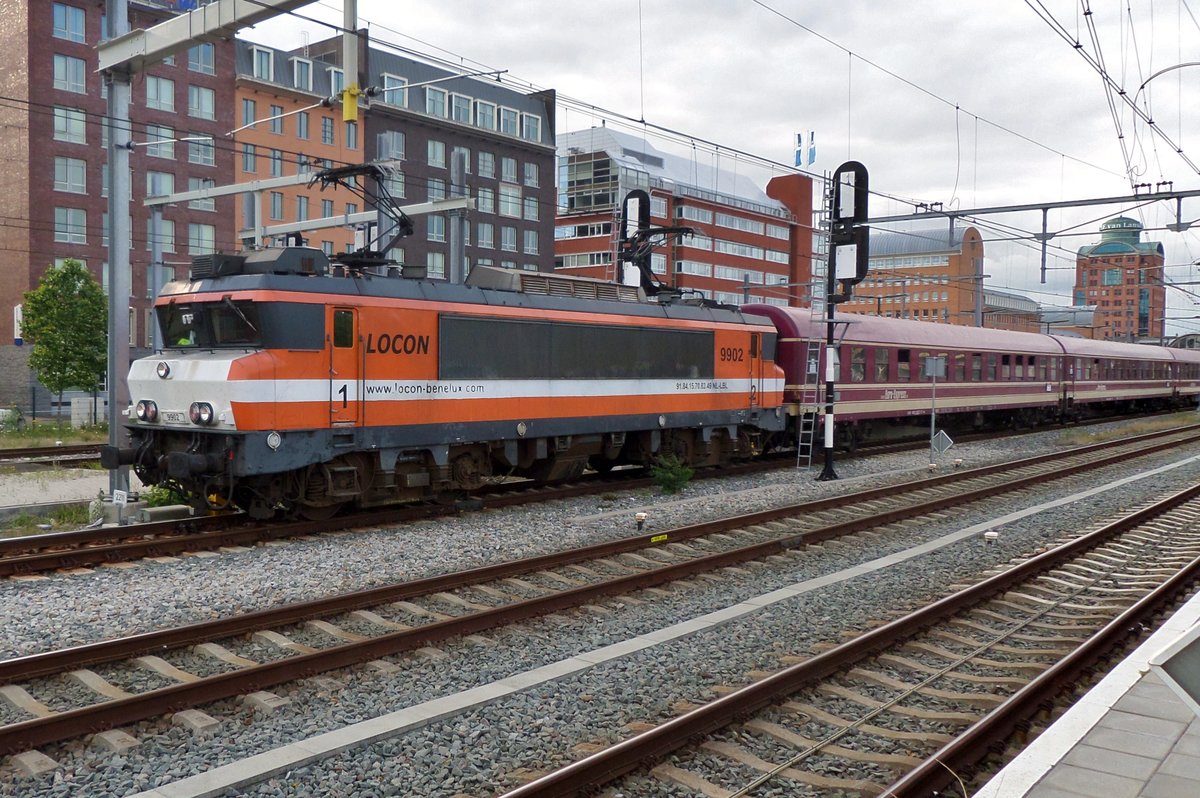 Mit der Mixtery-Express Sonderzug treft am 21 Augustus 2016 LOCON 9902 in 's-Hertogenbosch ein.