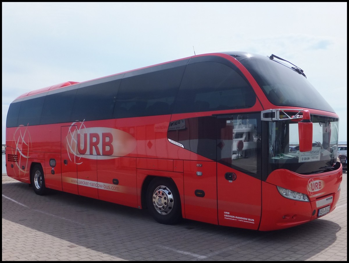 Neoplan Cityliner von URB aus Deutschland im Stadthafen Sassnitz.