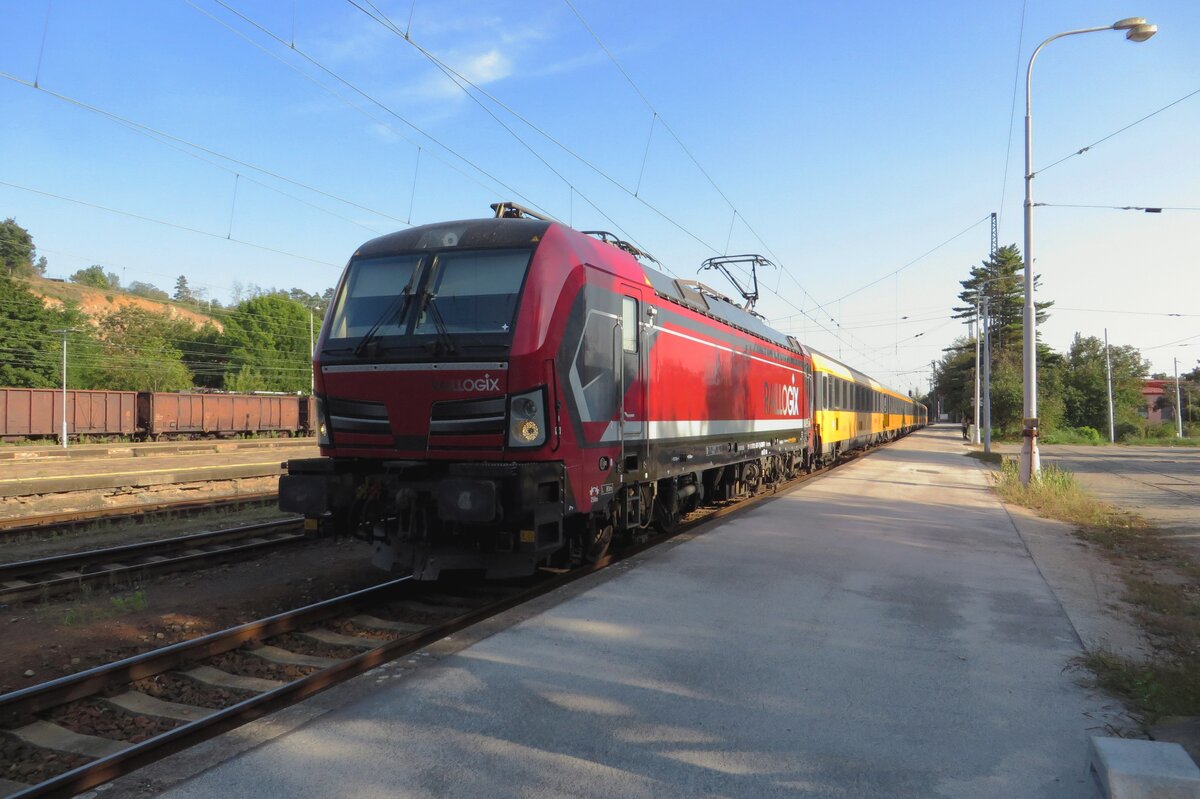 Niederlnder in Tsjechien: RFO 193 627 (aus Rotterdam) ist bis Ende September 2020 untervermietet an das Tschechischen RegioJet und steht hier am 21 September 2020 mit RJ 1118 (Bohumin--Brno Kralove Polje ber Prerov) in Brno Kralove Polje.