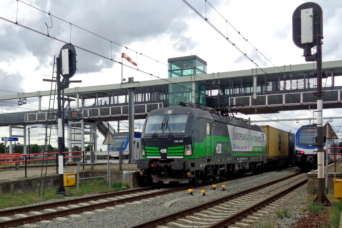 Notschss von RTB 193 726 der am 20 Juli 2017 Lage Zwaluwe durcheilt auf den Weg nach Blerick.