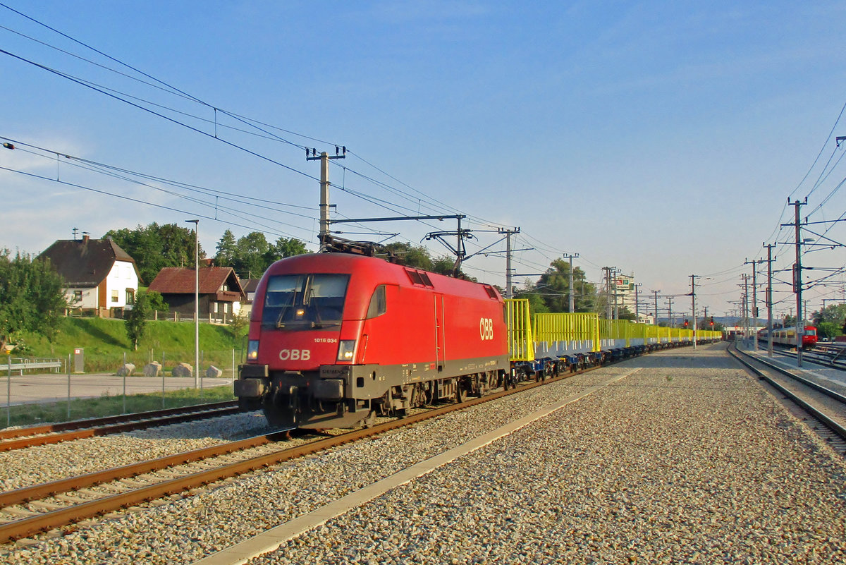 ÖBB 1016 034 durchfahrt am 6 September 2018 Schärding.