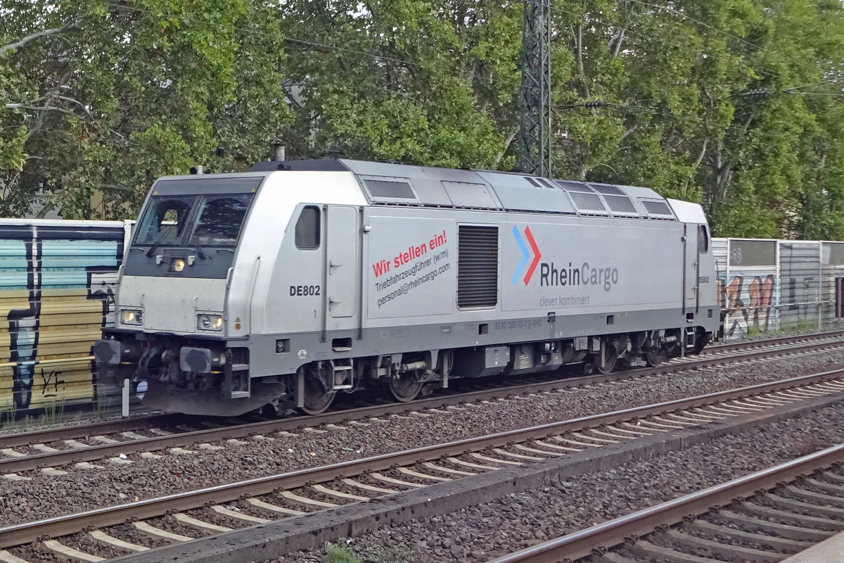 RheinCargo DE 802 durchfahrt solo Köln Süd am 23 September 2019. 