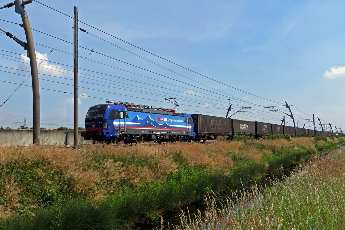 SBBCI 193 528 plus GTS KLV durchfahrt Valburg CUP am 3 Juni 2020.