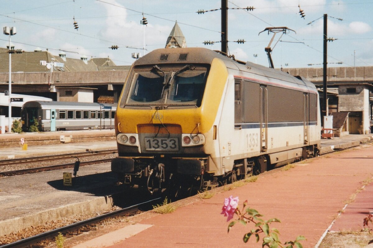 Scanbild von SNCB 1353 beim Solofahrt durch Metz-Ville am 20 Mai 2004.