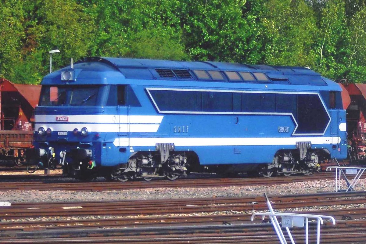SNCF 68081 steht am 19 September 2010 in Longueville.
