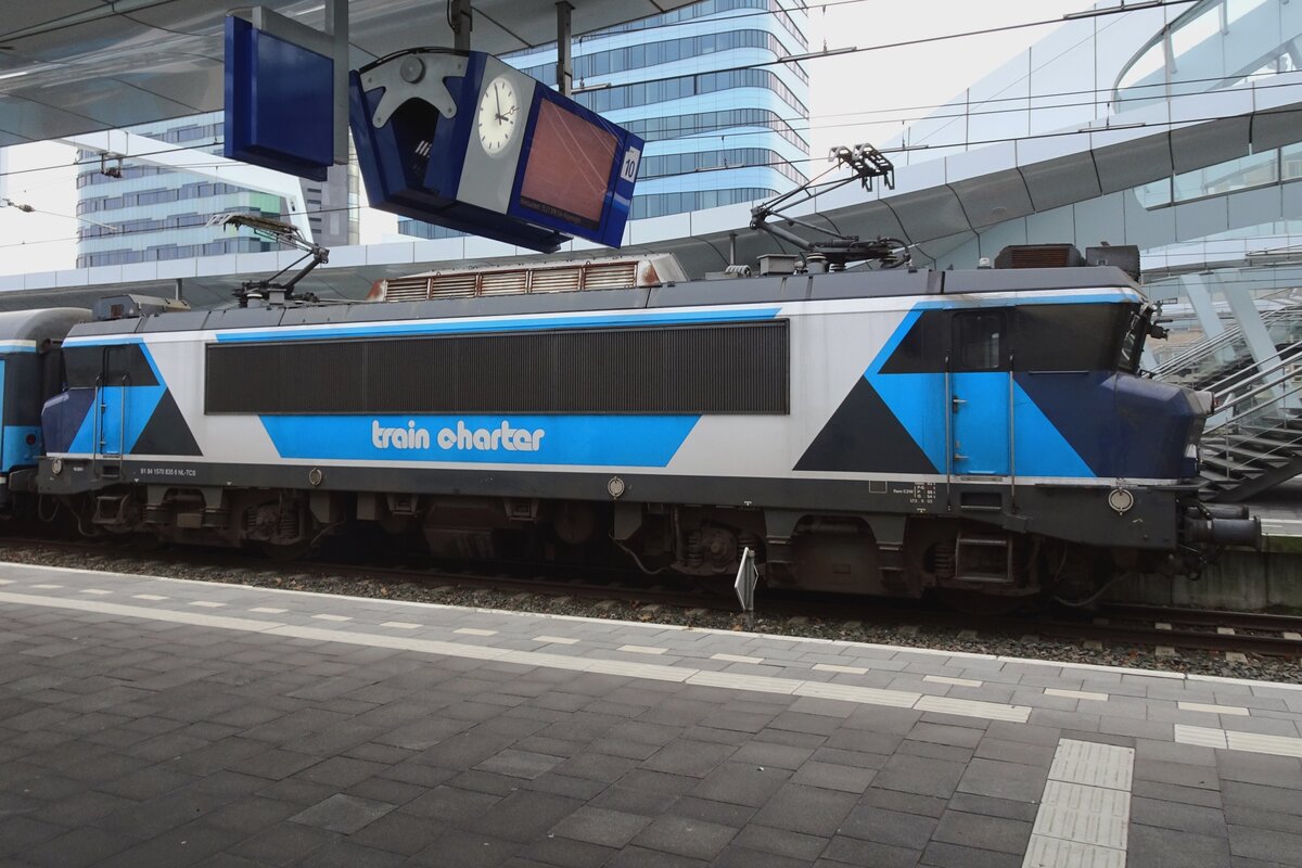 TCS 102001 steht am 14 November 2021 in Arnhem.