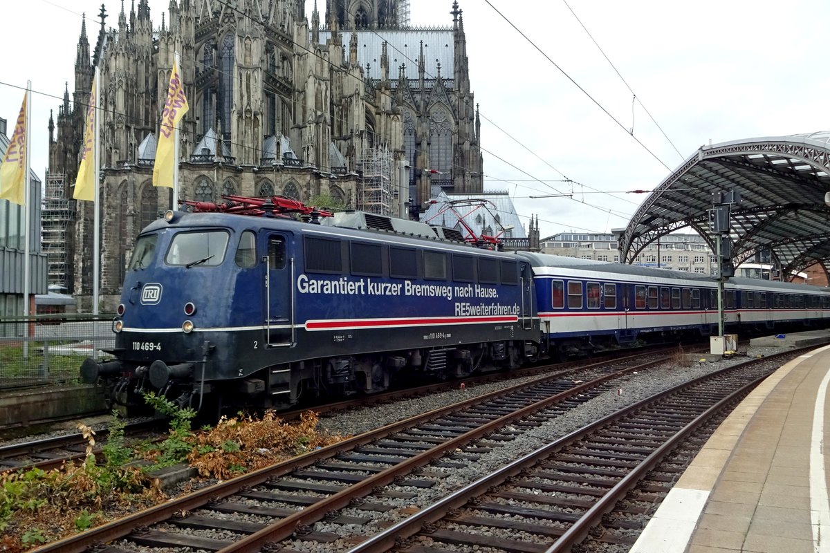 TRI 110 469 treft am 23 September 2019 in Köln Hbf ein.