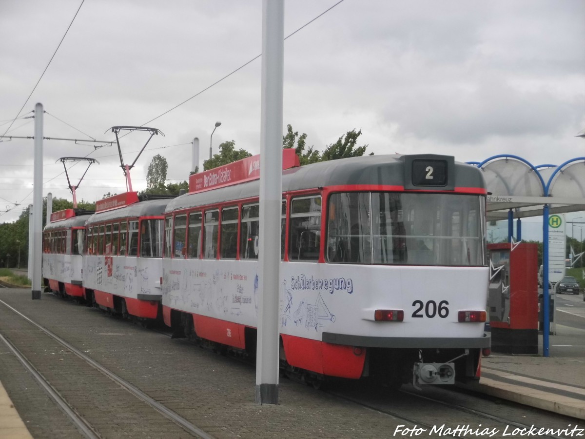 Wagen 206 der HAVAG an der Haltestelle Rennbahnkreuz am 24.6.15