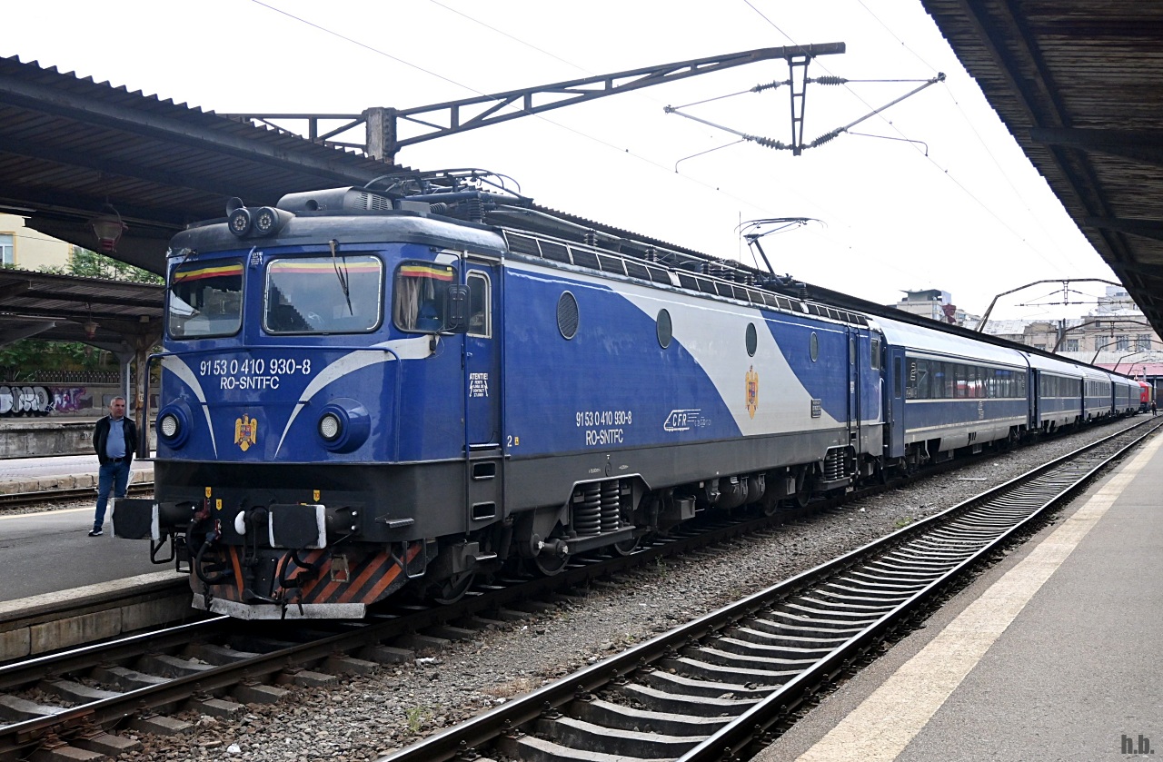 CFR 410 930-8 wurde im bukarester nordbahnhof an einen interregio gekuppelt,05.05.24