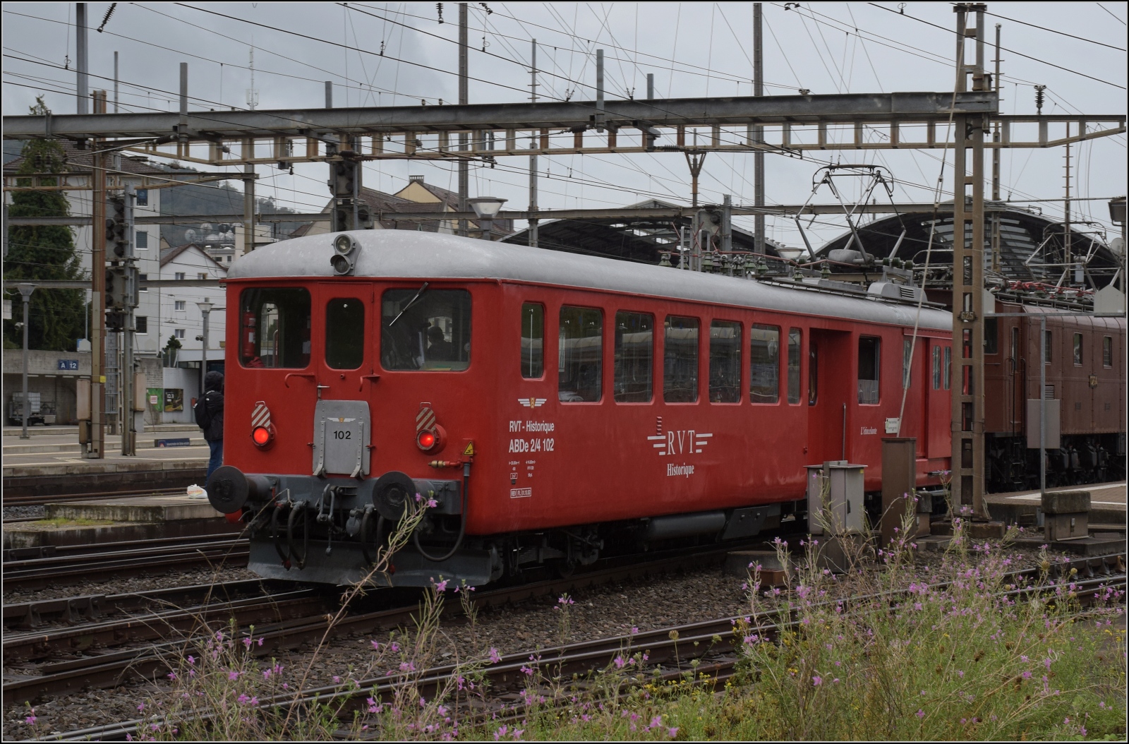 Depotfest Olten 2023. 

Der ABDe 2/4 102 wurde 1958 für die RVT gebaut. August 2023.
