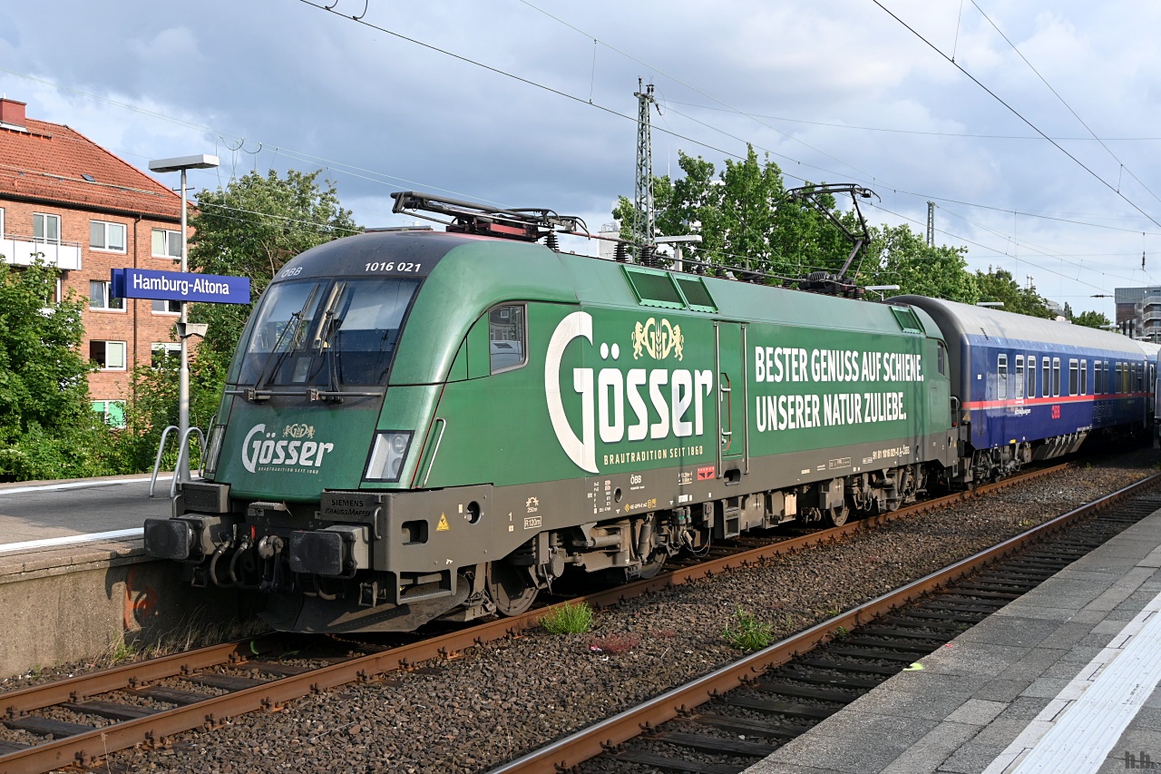 ÖBB 1016 021 stand mit NJ 491 in hh-altona,30.06.23