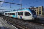Arriva/Rrreis 379 steht am 19 März 2026 in Arnhem Centraal.