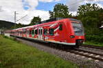 425 761 verlässt als Führungsfahrzeug eine.es S1 Zug nach Mosbach Baden gerade Neckargerach. 30.8.2025
