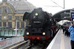 BR 03/861479/03-2155-mit-den-sonderzug-im 03 2155 mit den Sonderzug im Bahnhof Halle/Saale Hbf am 30.3.24