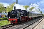 BR 38/845399/038-2267-bei-der-ankunft-mit 038 2267 bei der ankunft mit den sonderzug aus bochum-dahlhausen zum hbf bochum,schublok war 212 039-2 , 21.04.24