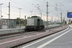 Die Hybrid V100 (ex BR 202) auf Rangierfahrt im Bahnhof Halle/Saale Hbf am 3.6.20