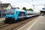 245 201-9 stand mit den RE6 nach westerland/sylt,im bahnhof von itzehoe,27.06.20
