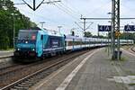 245 214-2 mit den RE6 nach westerland/sylt,einfahrt nach itzehoe,01.07.22