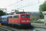 Am 25 Juli 2004 stand 110 236 mit TTC-Nachtzug in Venlo.