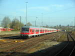 BR 111/553902/regionalbahn-mit-einer-111er-abgestellt-in RegionalBahn mit einer 111er abgestellt in Crailsheim am 9.4.17
