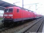 143 250 als S1 im Bahnhof Rostock Hbf am 22.6.13