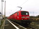 BR 143/597833/143-810-als-s7-mit-ziel 143 810 als S7 mit ziel Halle/Saale Hbf im Bahnhof Halle-Nietleben am 27.1.18