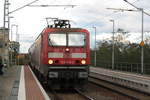 BR 143/682396/143-856-als-s9-mit-ziel 143 856 als S9 mit ziel Halle/Saale Hbf bei der einfahrt in den Bahnhof Delitzsch ob Bf am 4.11.19