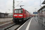 BR 143/695752/143-009-verlaesst-als-s9-mit 143 009 verlsst als S9 mit ziel Eilenburg den Bahnhof Halle/Saale Hbf am 23.1.20