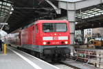 BR 143/695757/143-925-und-143-114-steht 143 925 und 143 114 steht als S9 mit ziel Eilenburg im Bahnhof Halle/Saale Hbf am 6.2.20