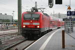 BR 143/703857/143-837-mit-der-s9-aus 143 837 mit der S9 aus Richtung Eilenburg kommend bei der einfahrt in den Endbahnhof Halle/Saale Hbf am 11.6.20