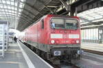 BR 143/783443/143-957-im-bahnhof-hallesaale-hbf 143 957 im Bahnhof Halle/Saale Hbf am 24.5.22