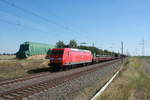 BR 145/708425/145-080-mit-einem-gueterzug-zwischen 145 080 mit einem Güterzug zwischen Zöberitz und Niemberg am 30.7.20