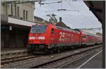 Die DB 146 221-7 wartet mit ihrem RB nach Singen in Konstanz auf die Abfahrt.