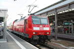 146 027 mit dem RE30 mit ziel Magdeburg Hbf im Bahnhof Halle/Saale Hbf am 11.8.20