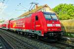 Am Abend von 29 Mai 2019 schiebt 146 226 ein RE nach Freiburg aus Bad Krozingen.