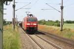 BR 152/742146/152-076-mit-einem-gueterzug-bei 152 076 mit einem Güterzug bei der Durchfahrt in Zöberitz am 9.6.21