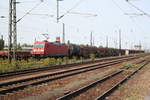 BR 185/720782/185-318-mit-einem-gterzug-bei 185 318 mit einem Gterzug bei der durchfahrt am Bahnhof Leipzig-Engelsdorf am 12.9.20