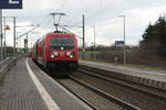br-187/729856/187-114-mit-einem-gueterzug-bei 187 114 mit einem Gterzug bei der Durchfahrt im Bahnhof Zberitz am 19.3.21