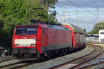 BR 189/665239/der-daimlerzug-durchfahrt-am-15-juli Der Daimlerzug durchfahrt am 15 Jul;i 2019 Hengelo mit 189 072 an der Spitze. 