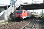 189 005 mit einem Güterzug bei der durchfahrt im Bahnhof Leipzig-Engelsdorf am 12.9.20