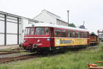 chiemgauer-lokalbahn-15/739785/vt26-302-026-der-chiemgauer-lokalbahn VT26 (302 026) der Chiemgauer Lokalbahn bei der MaLoWa in Klostermannsfeld am 7.6.21