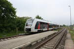 1648 421/921 mit 1648 426/926 mit dem RE10 mit ziel Magdeburg Hbf im Bahnhof Klostermannsfeld