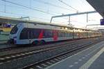 abellio-rail-nrw/679584/et22-2305-steht-am-morgen-von-8 ET22-2305 steht am Morgen von 8 November 2019 in Arnhem Centraal.