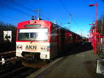 AKN Eisenbahn AG/594480/akn-vta-steht-als-a3-mit AKN VTA steht als A3 mit ziel Barmstedt im Bahnhof Elmshorn am 7.1.18