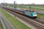 alpha-trains/651886/ic-direcht-mit-2813-durcheilt-lage-zwaluwe IC-Direcht mit 2813 durcheilt Lage Zwaluwe am 27 März 2019.